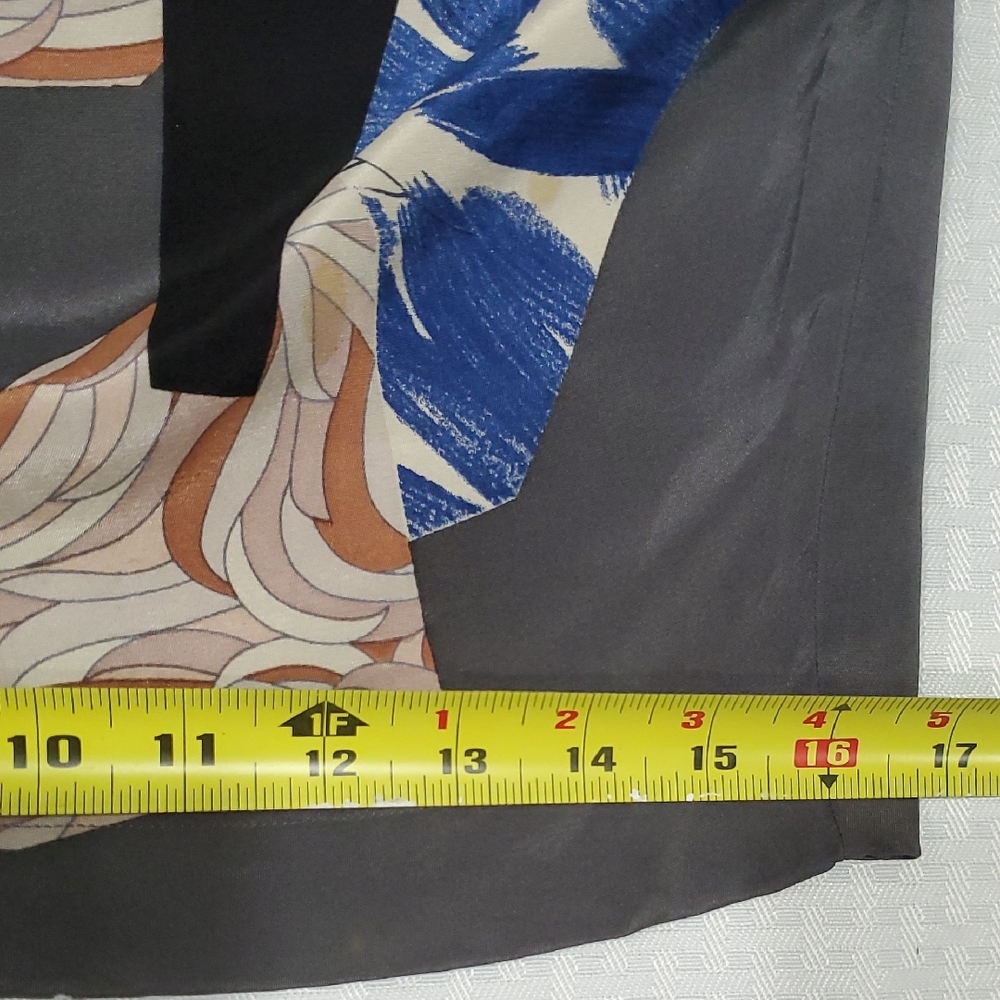 Rutzou Gray and Blue Silk  Sheath Artdeco  Dress with Dolman Sleeves - Picture 14 of 16